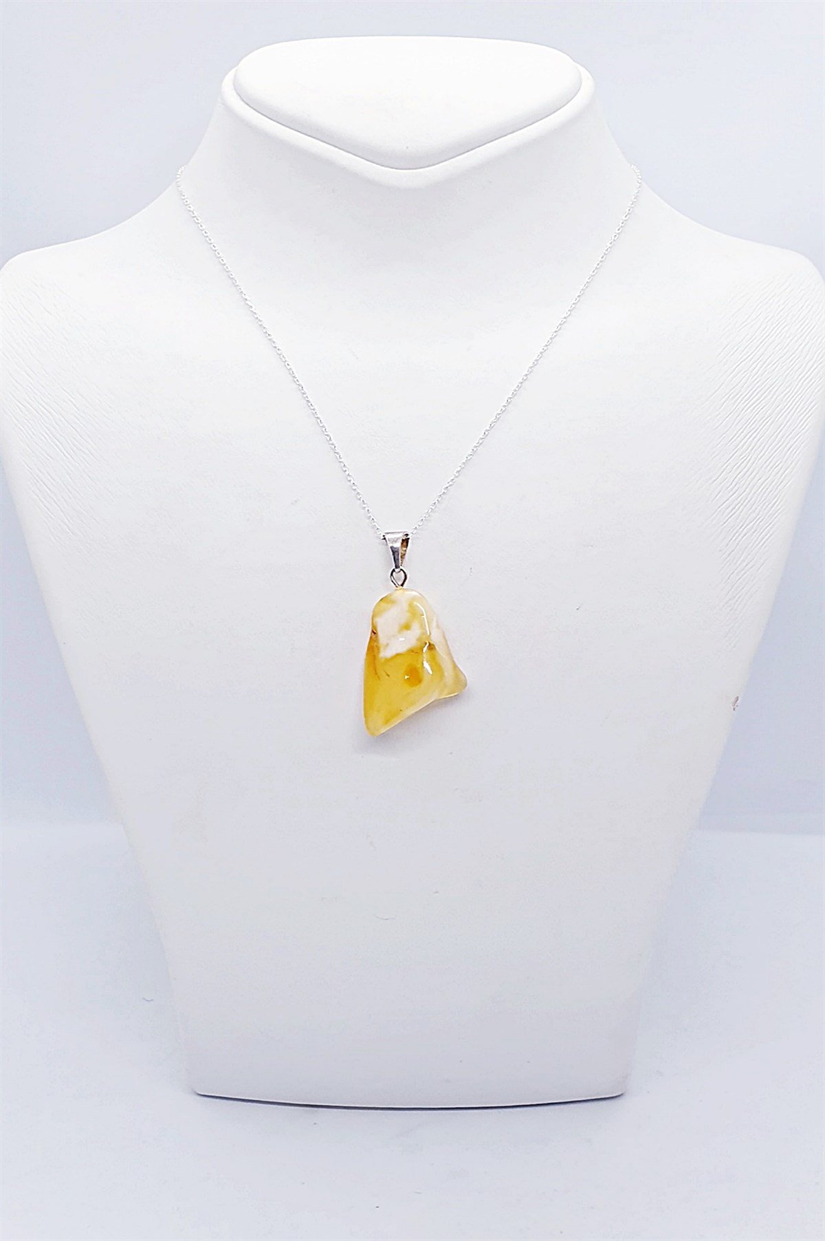 Zincirli Kehribar Kolye