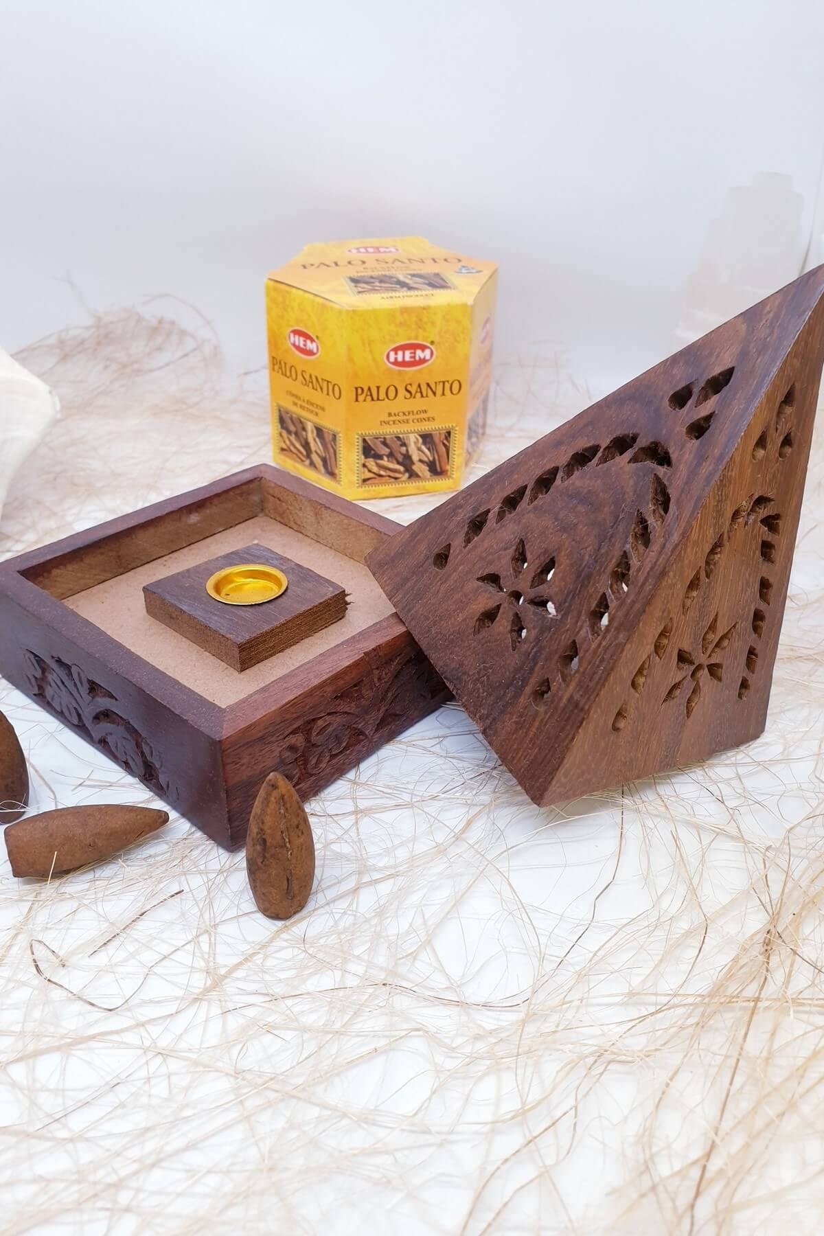Aum Yuvarlak Ahşap Stick ve Konik