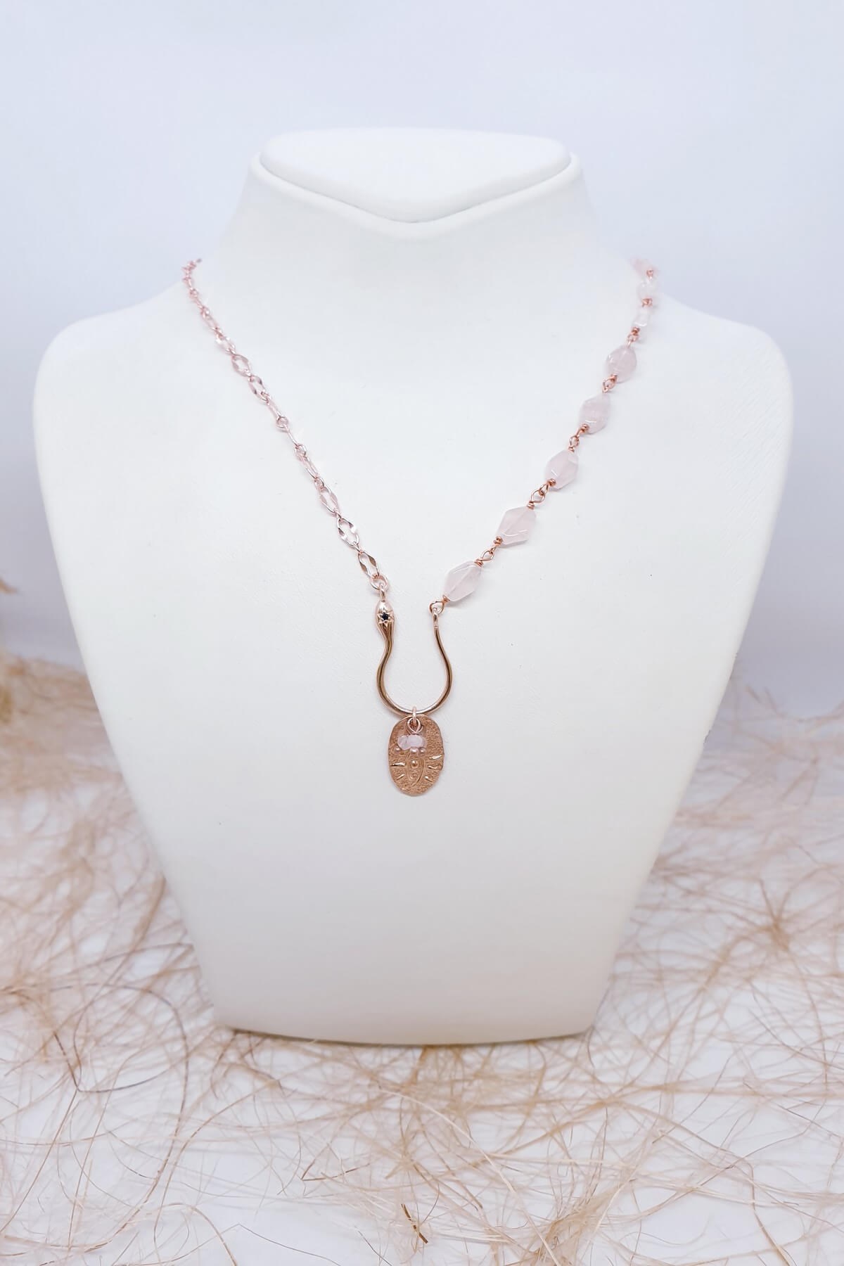 Elegant Gümüş  Pembe Kuvars Deniz Yıldızlı Kolye