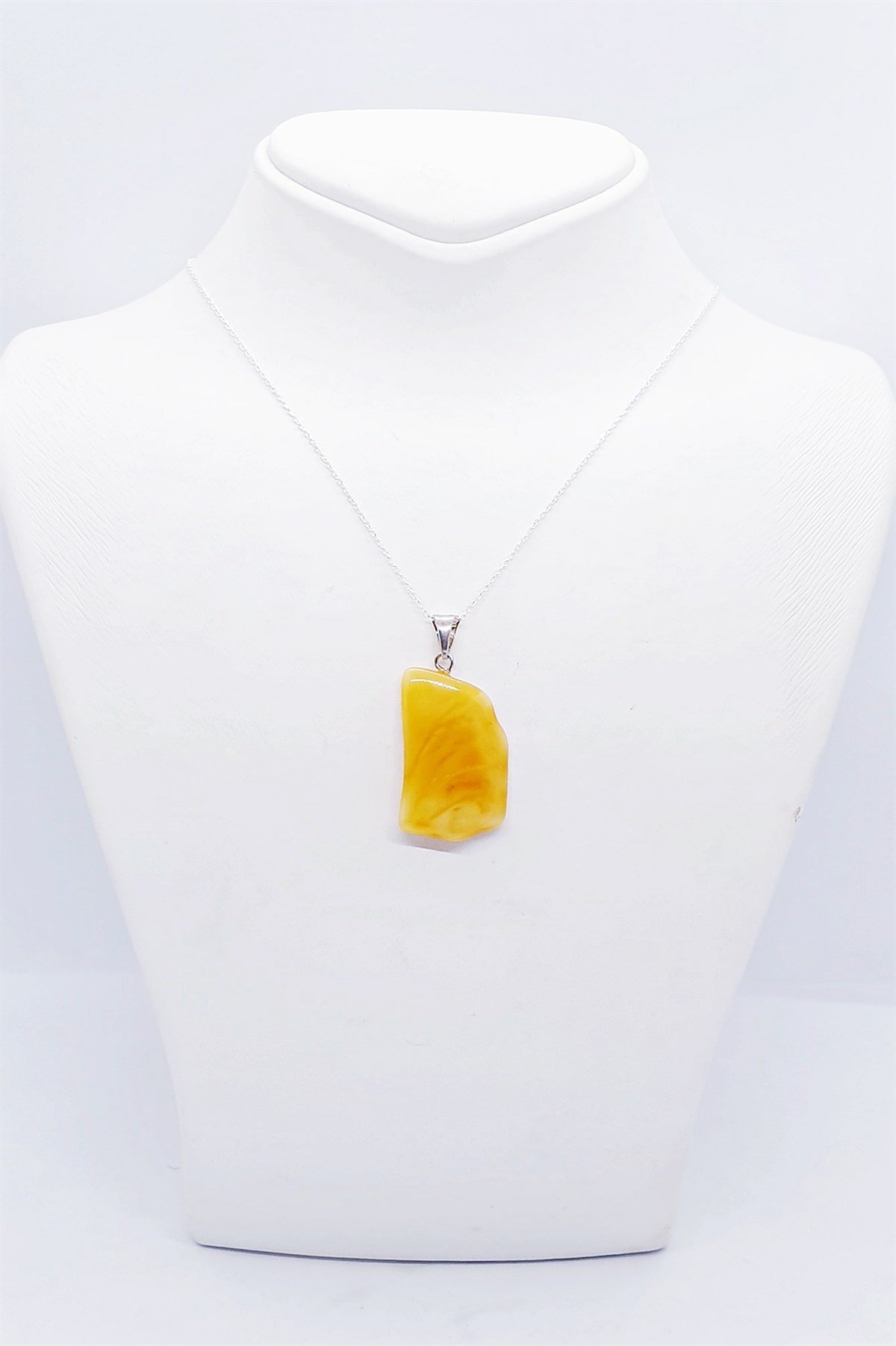 Gümüş Zincirli Kehribar Kolye