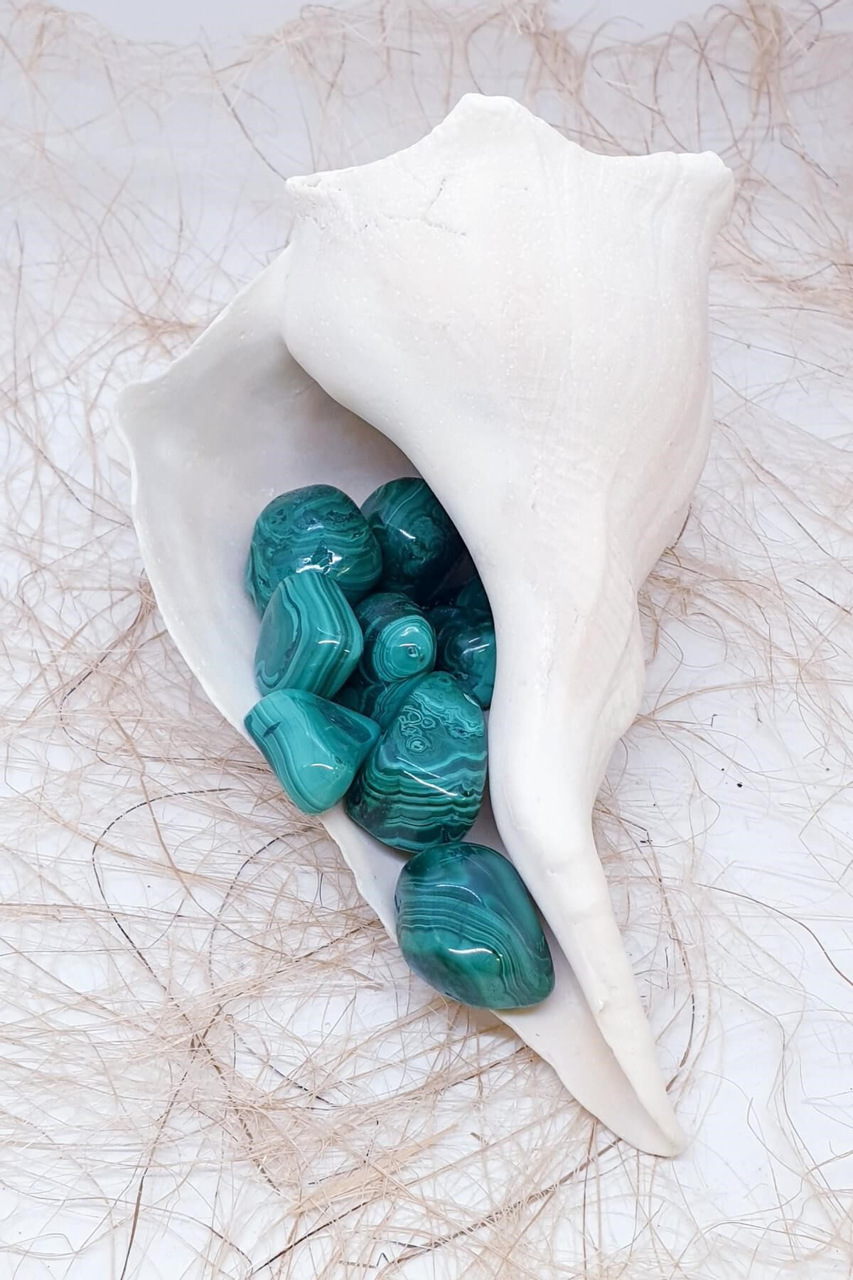 Tamburlu Malahit Doğal Taş