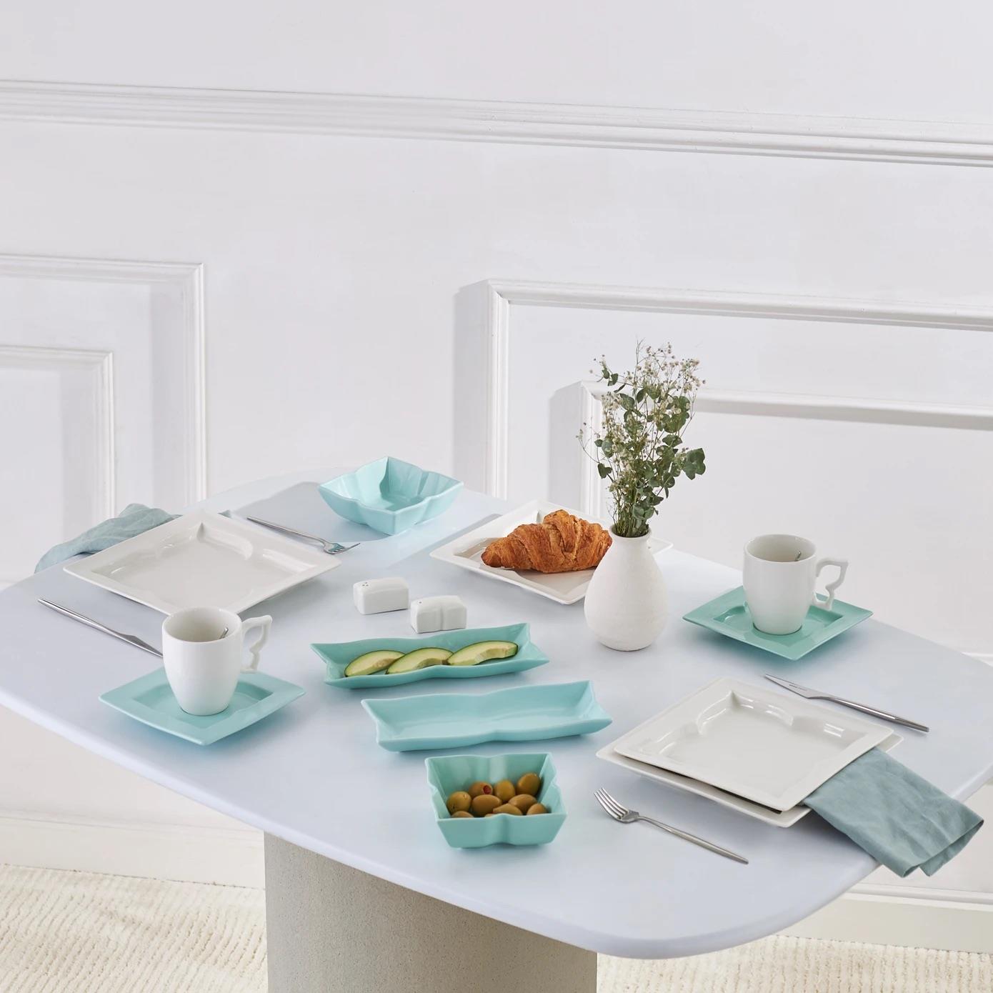 Karaca Winx Green Kare 28 Parça 6 Kişilik Kahvaltı Takımı