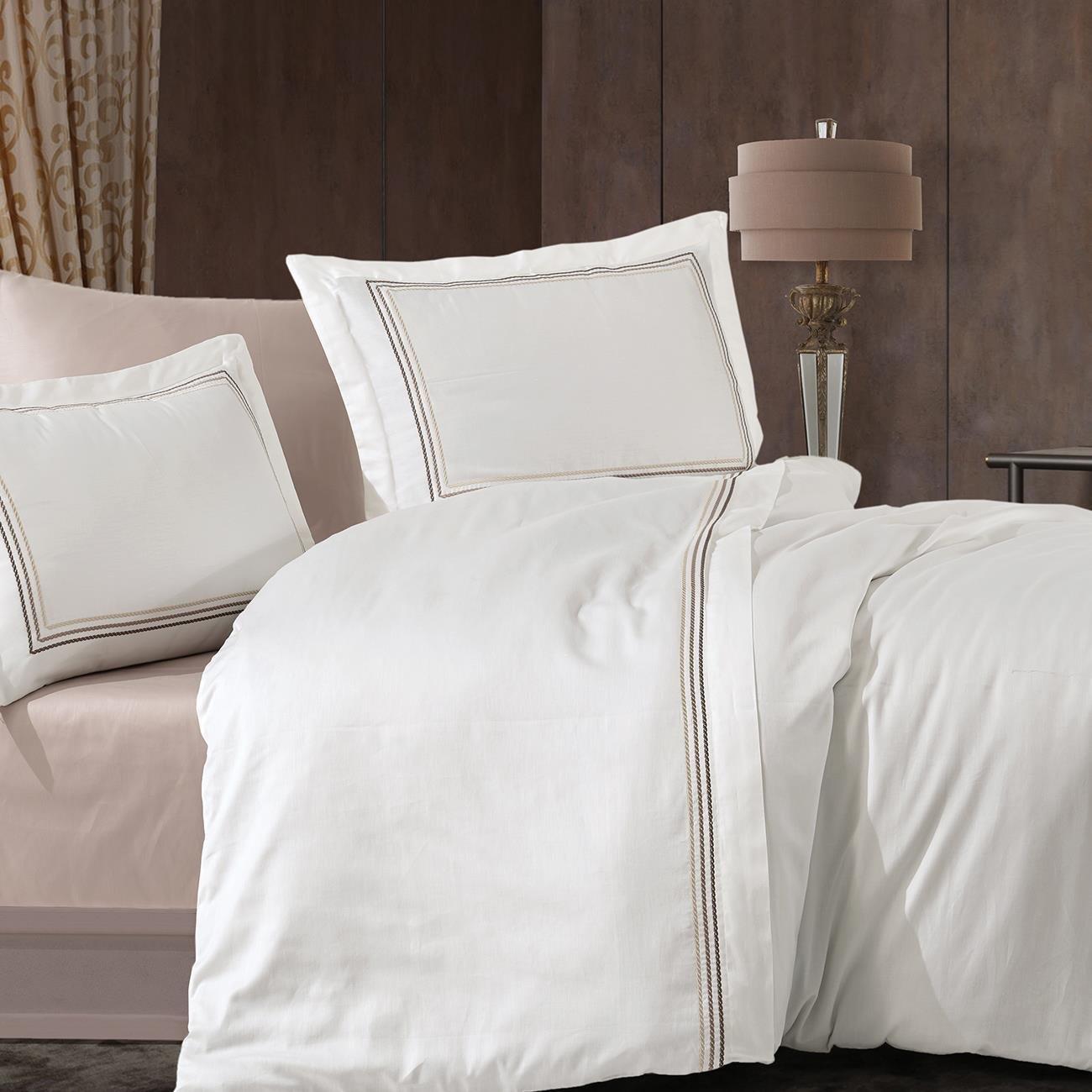 Nazik Trend Nakışlı Pamuk Saten Çift Kişilik Nevresim Takımı