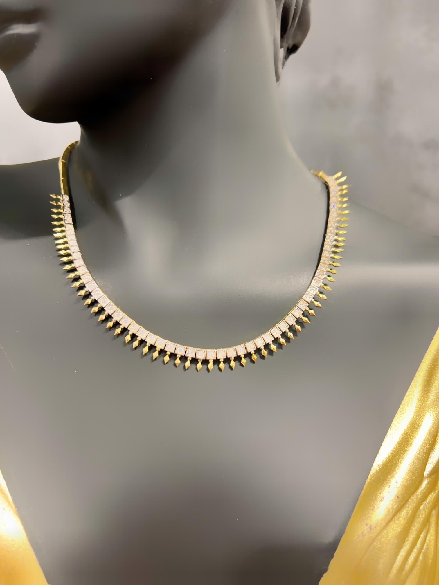 Bety Ok Taşlı Choker Kolye