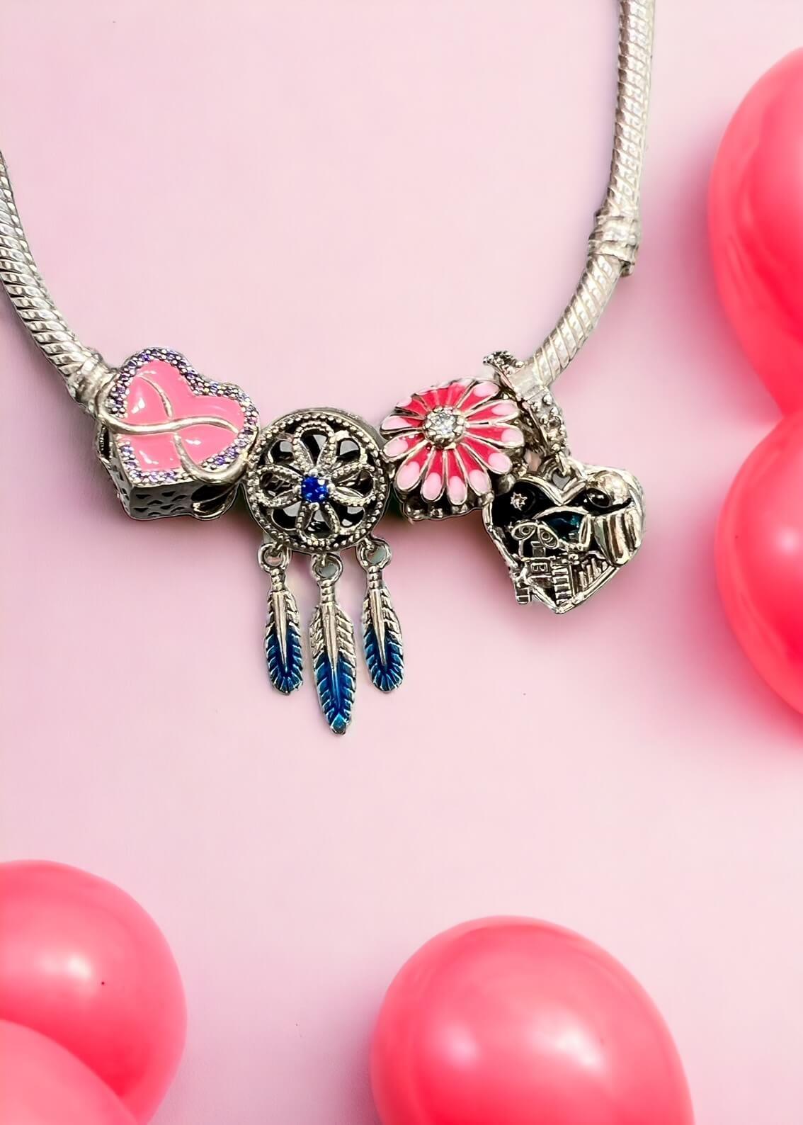 Kırmızı Çiçek Charm