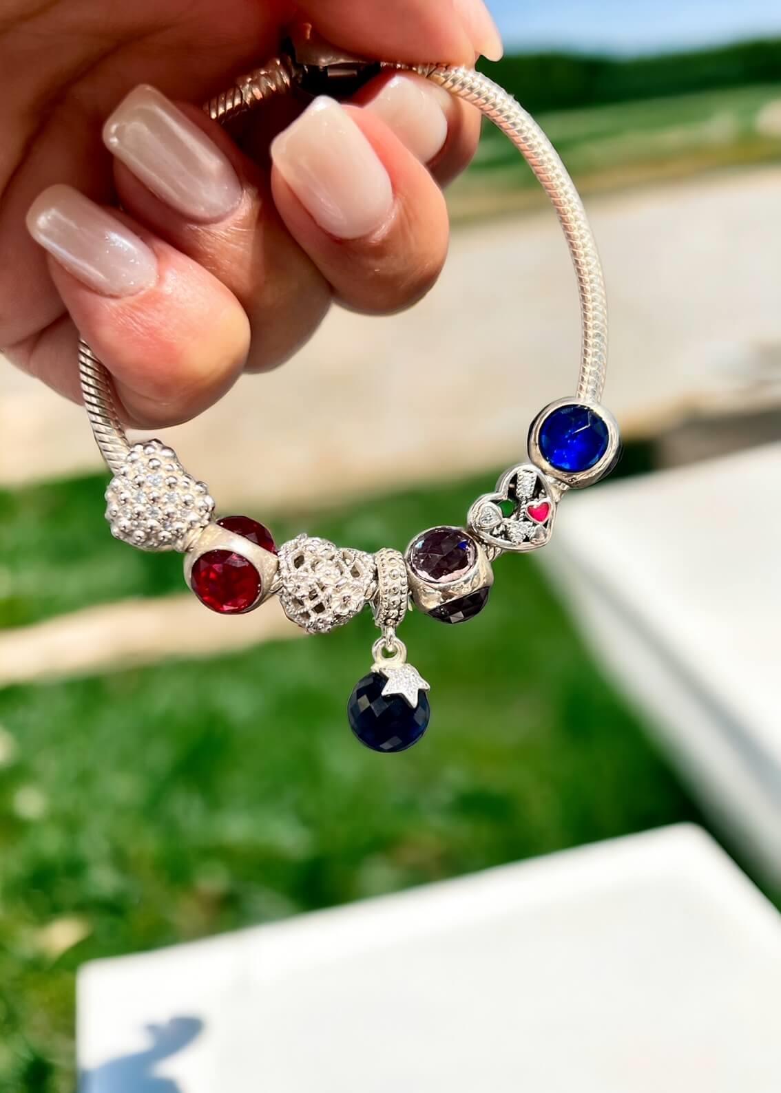 Mavi Taşlı Küre Charm