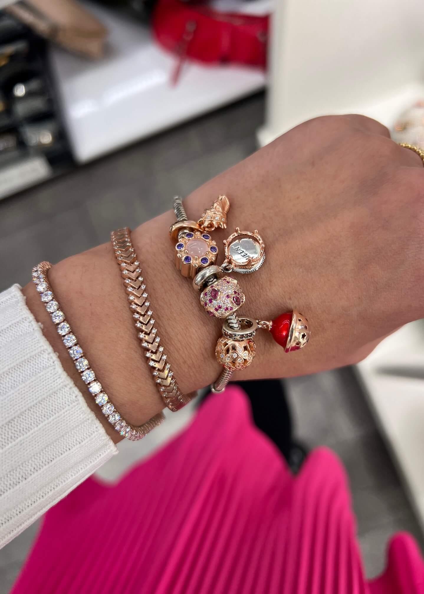 Mor Taşlı Rose Charm