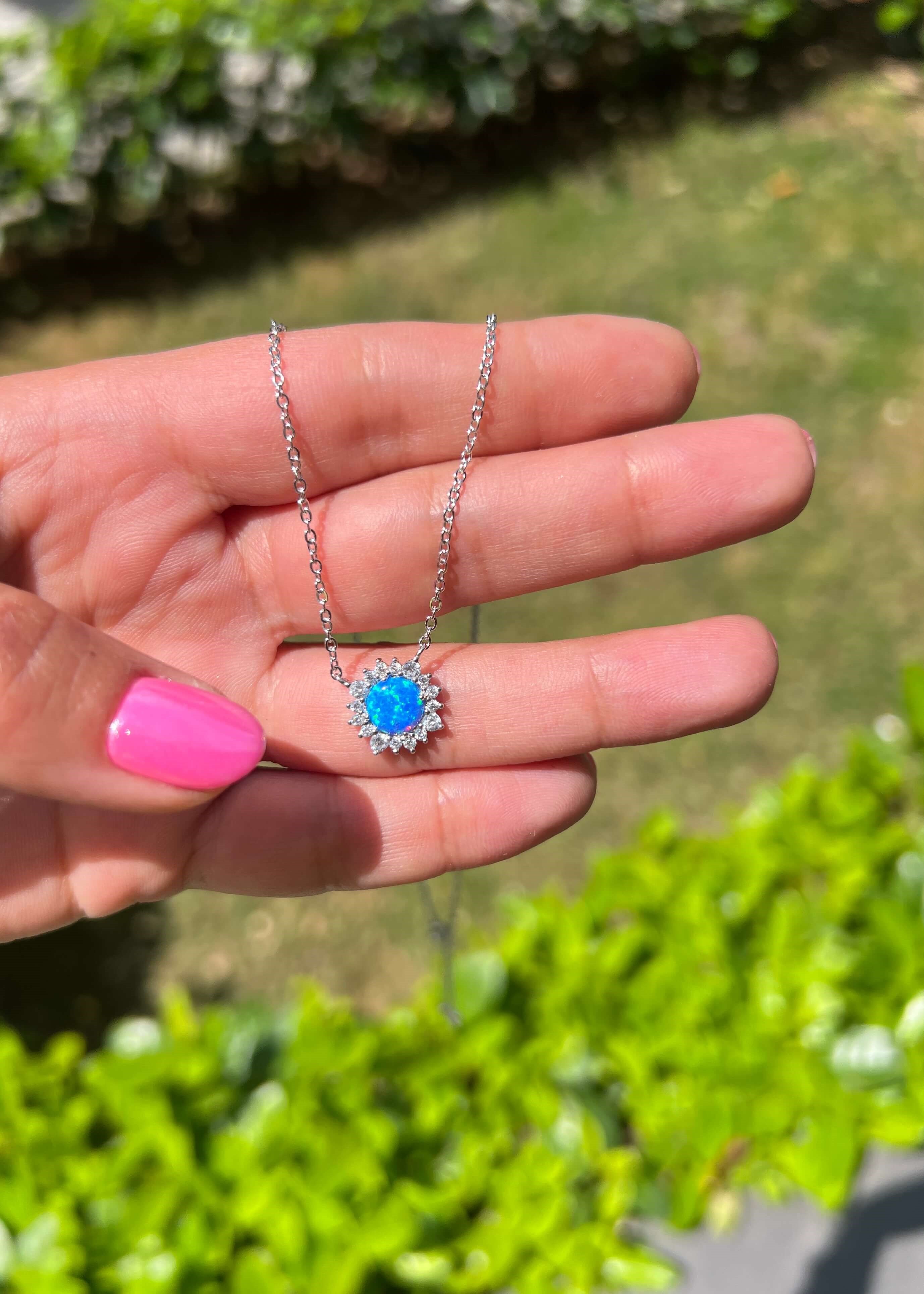Opal Taşlı Kolye