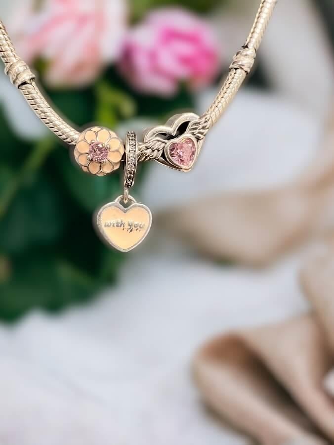 Pembe Çiçekli, Mor Taşlı Yuvarlak Charm