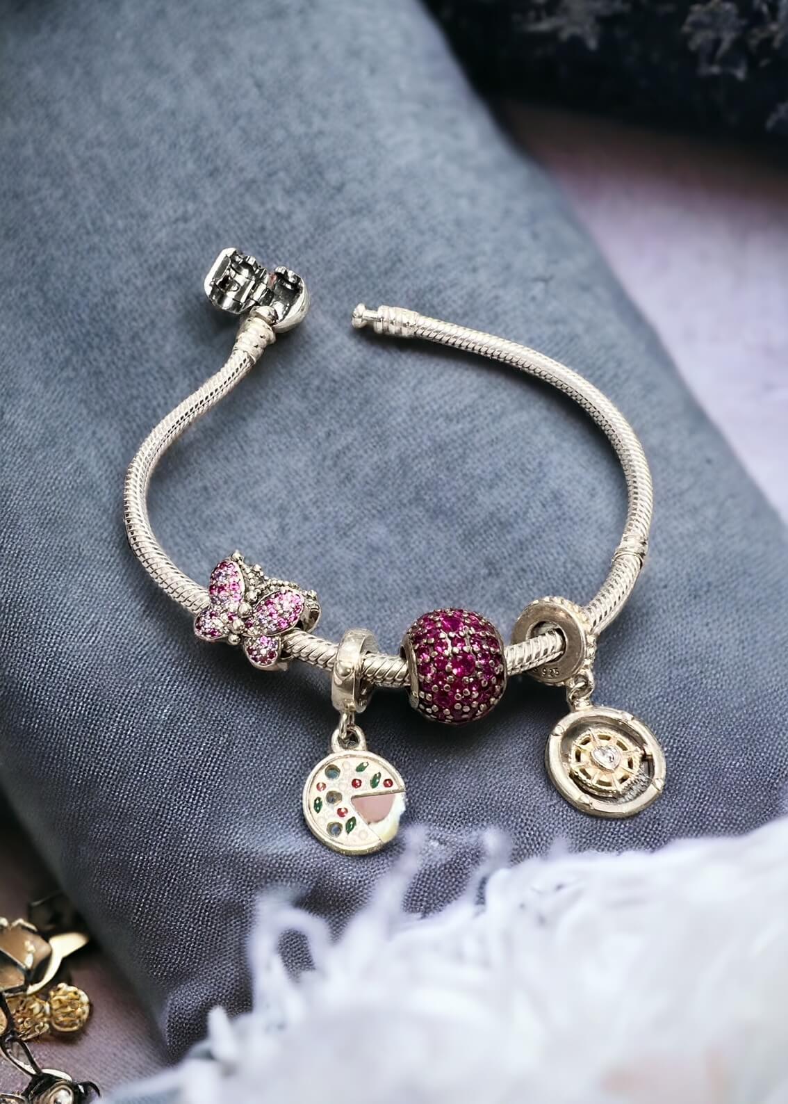 Pembe Taşlı Yuvarlak Charm