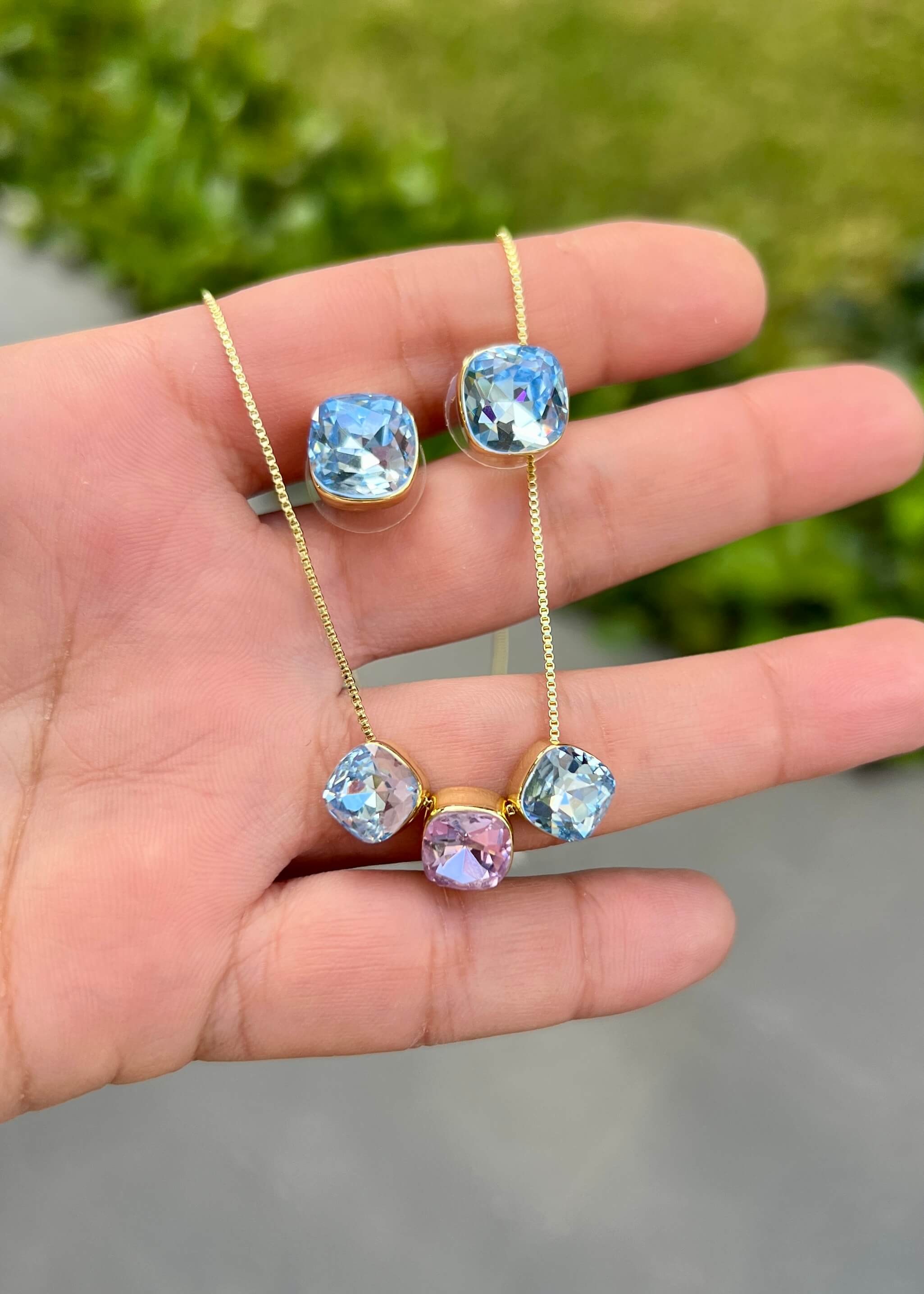 Premium Cristal Taşlı Çok Renkli Renkli Kolye ve Küpe