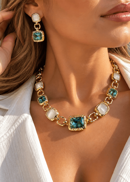Premium Cristal Taşlı Suyeşili Renkli ve Sedef Kolye ve Küpe
