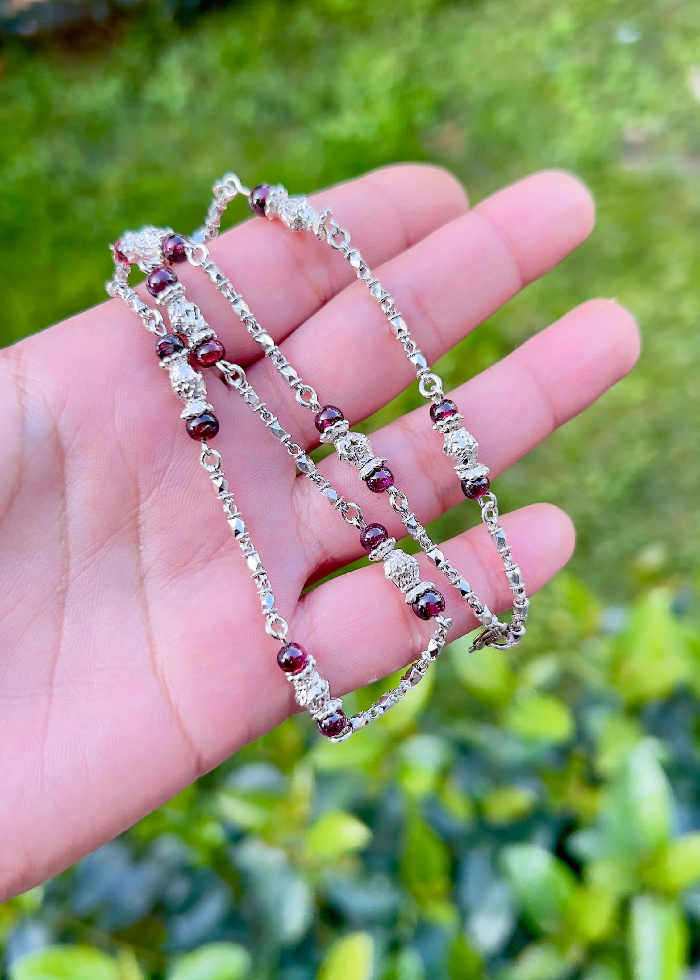 Vintage Garnet Taşlı Kolye