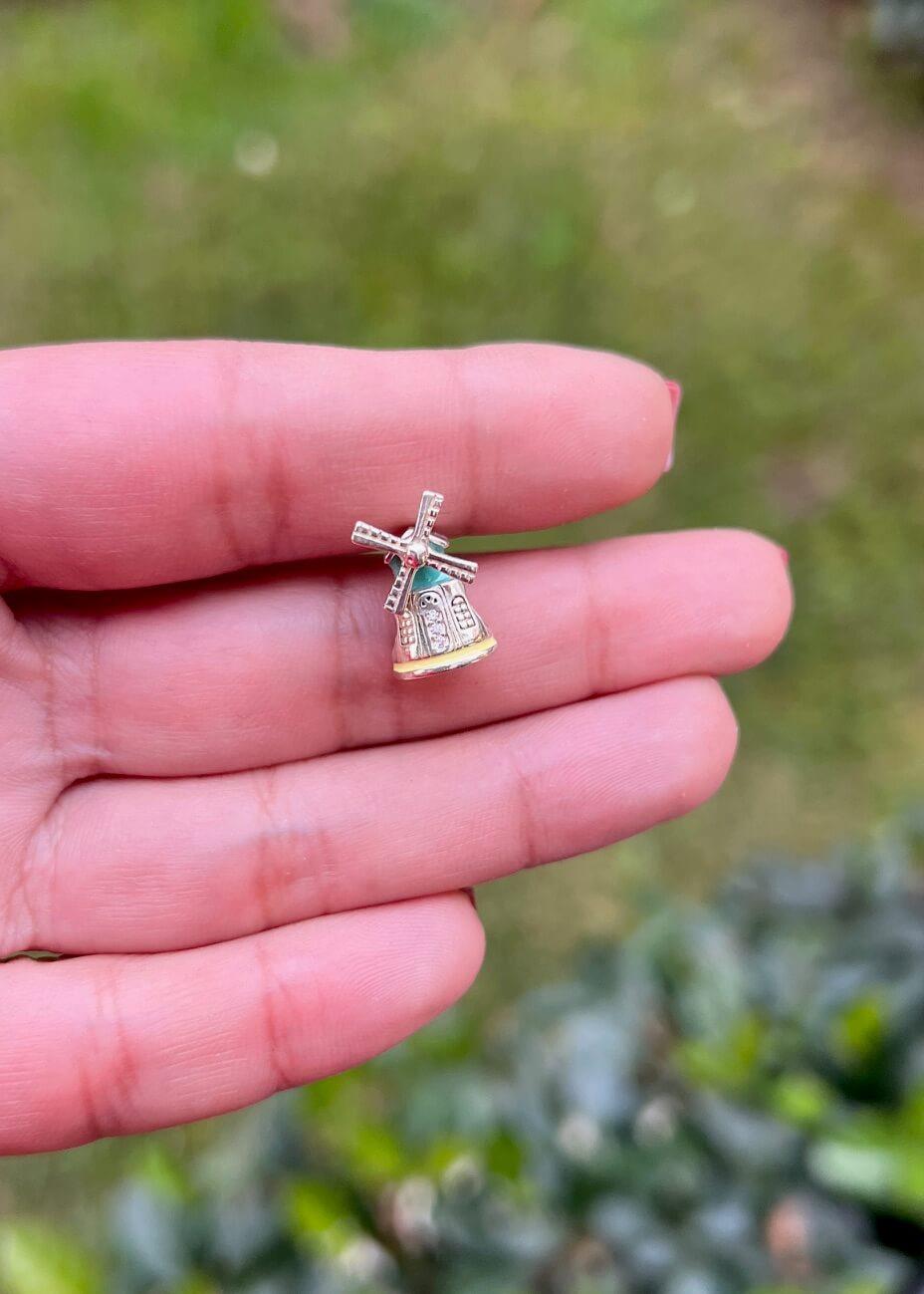 Yel Değirmeni Charm