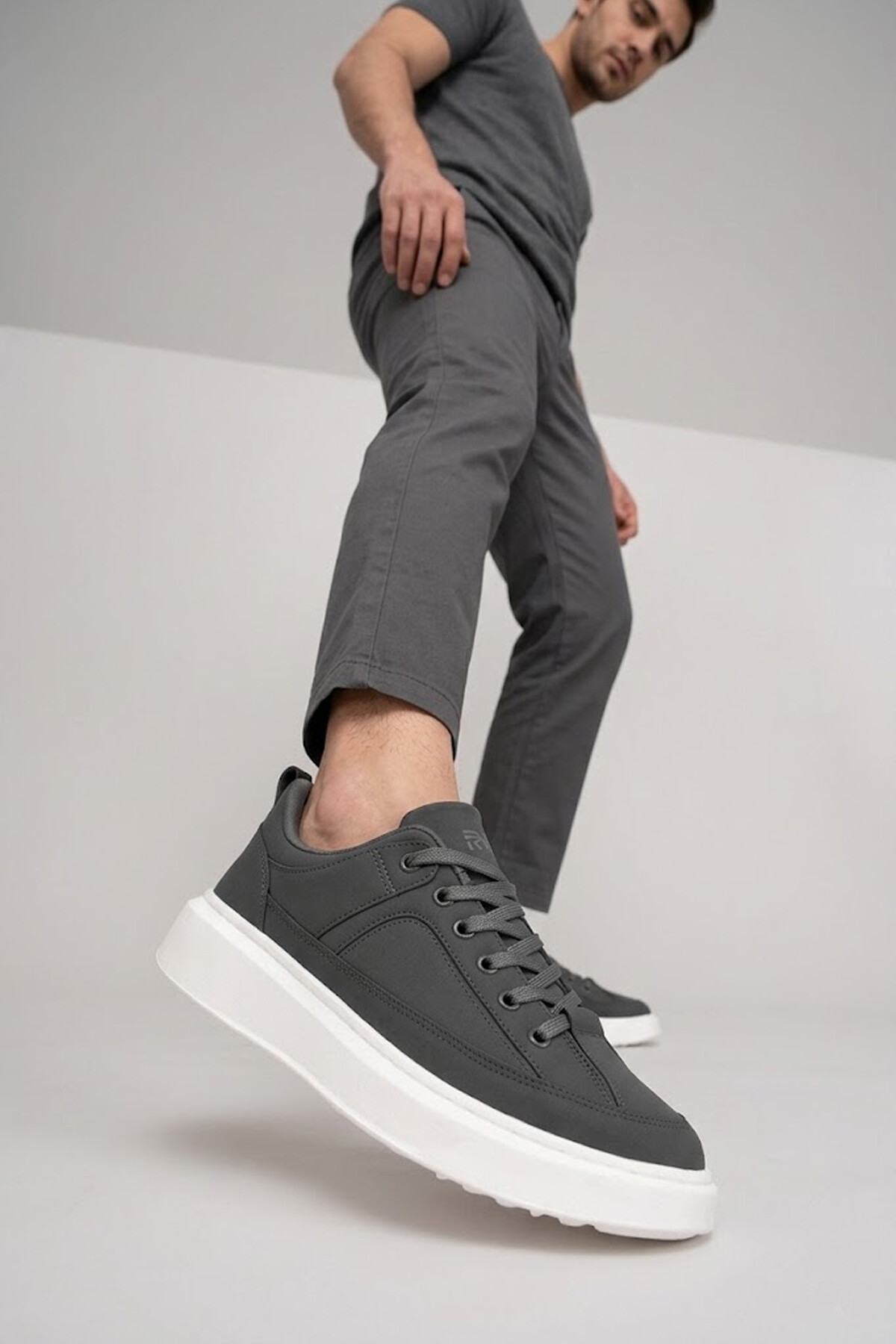 Ayakkabı Fuarı Elit-Erkek Klasik Sneaker Ayakkabı Modelleri