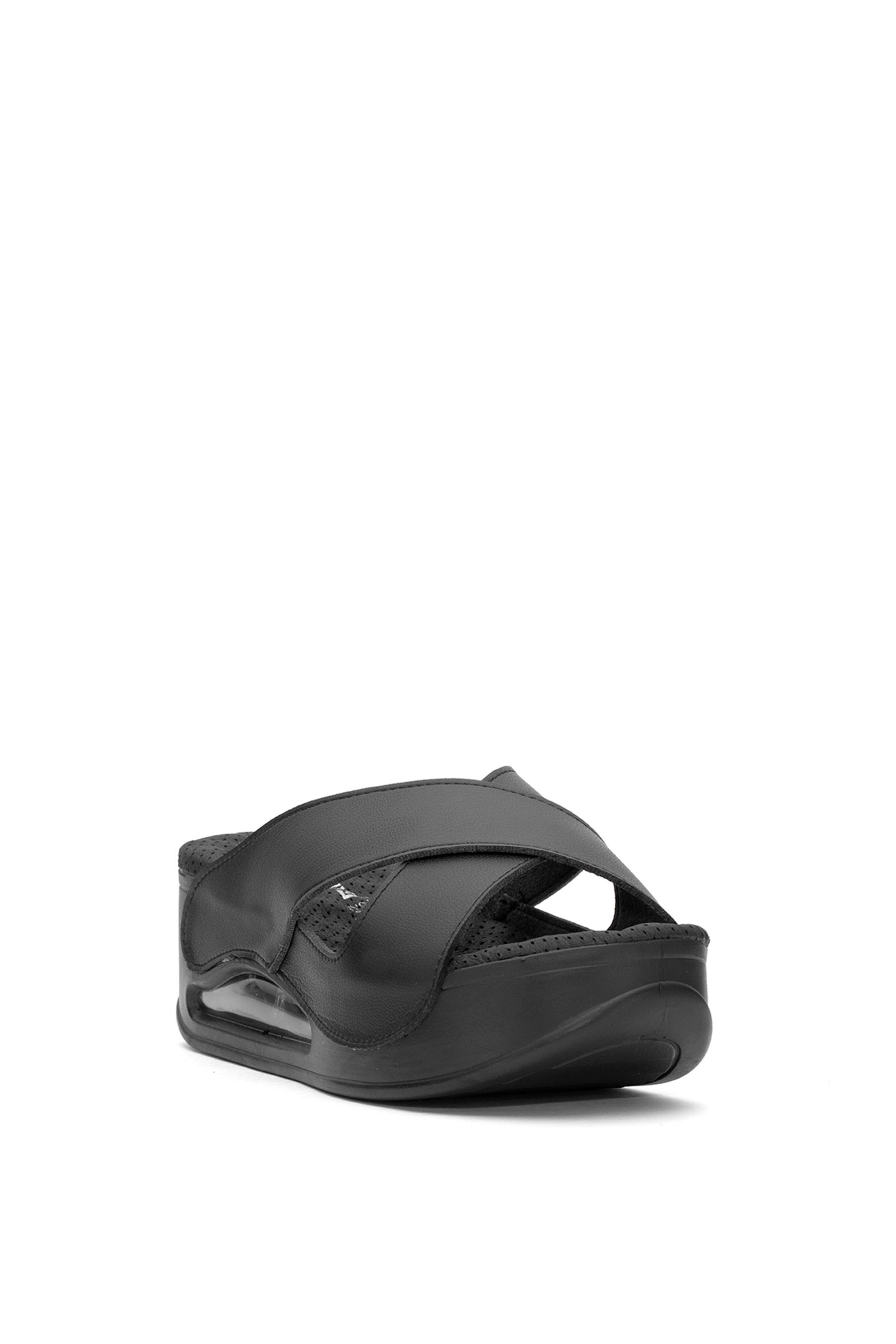 Muya 31210-8401 Penelope Kadın Ortopedik Dolgu Topuk Terlik Siyah