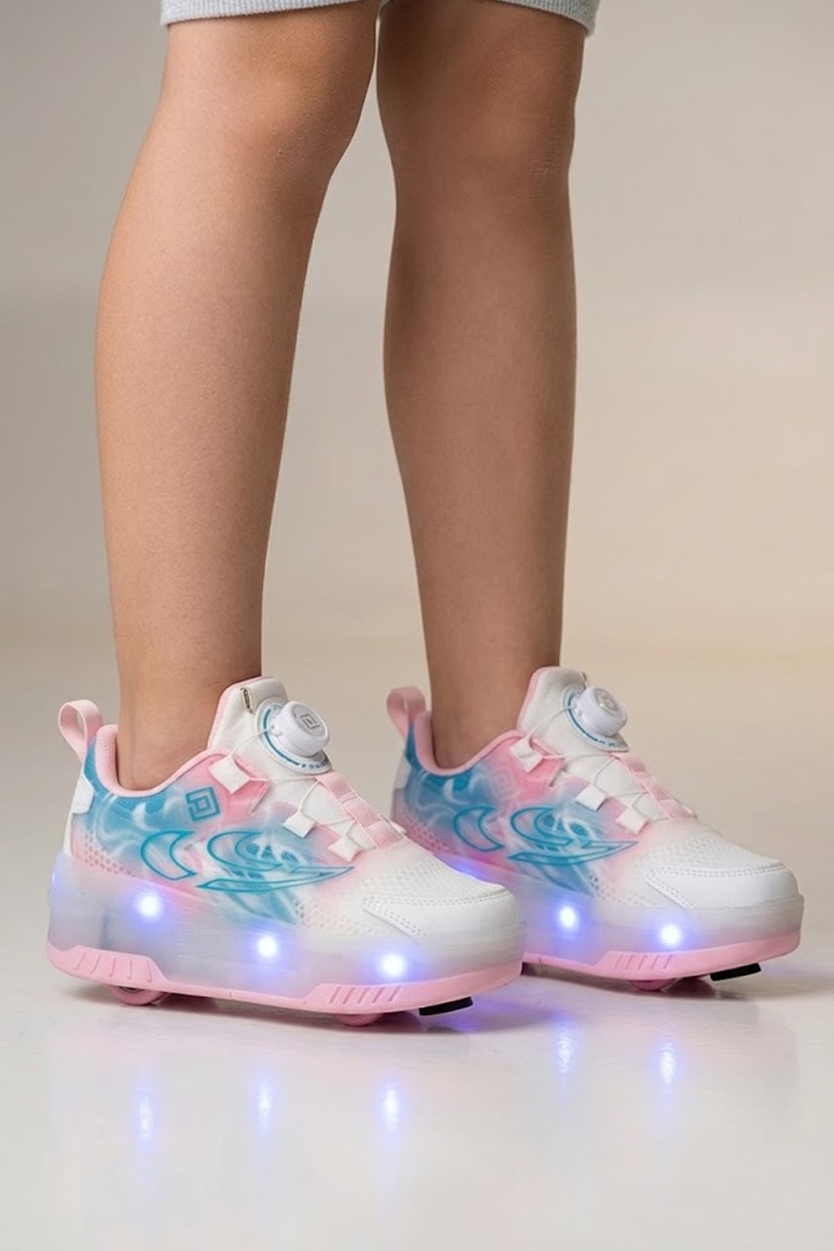 Pepino Kız Çocuk Şarj Edilebilir 16 MOD RGB LED Işıklı Tekerlekli PATEN Ayakkabı Bas-Çek Butonlu Beyaz - Pembe