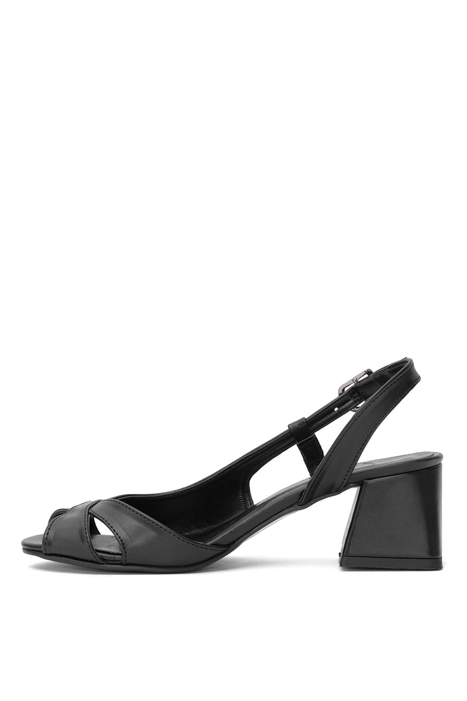 Beety 25BY25.958C Kadın Klasik Topuklu Ayakkabı Siyah