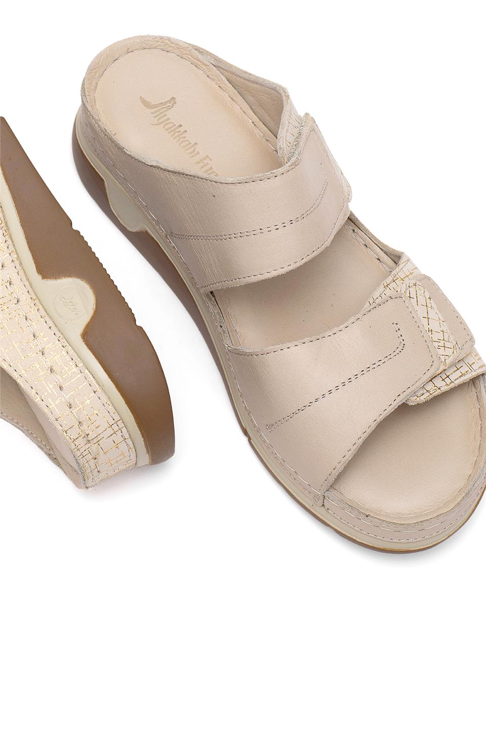 Elit RhmM-17 Kadın Hakiki Deri Ortopedik Düz Terlik Bej