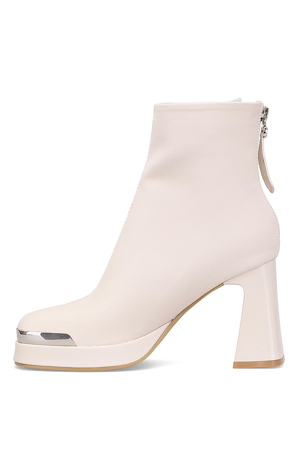 Guja 25K414-2 Kadın Hakiki Deri Topuklu Bot Bej