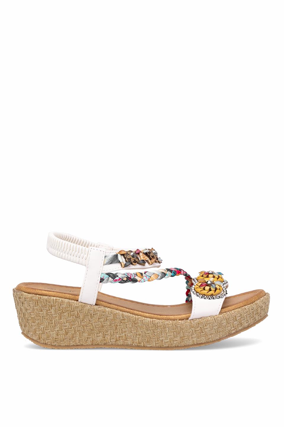 Guja 25Y153-2 Kadın Taşlı Düz Sandalet Beyaz