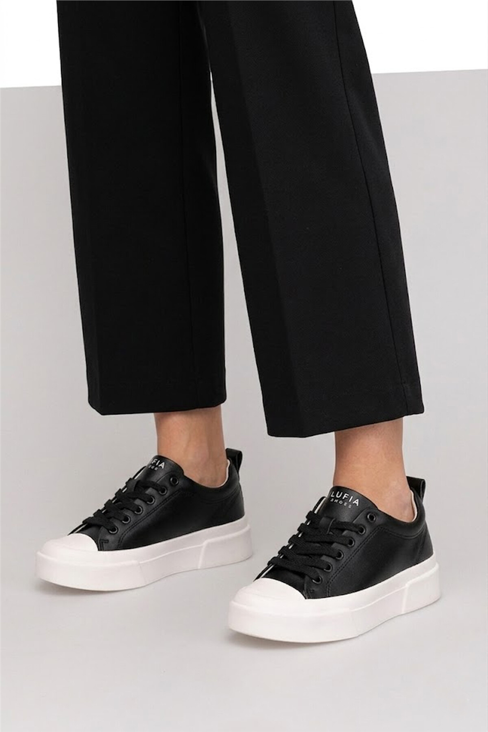 Lufian 121230087 Mia Kadın Hakiki Deri Klasik Sneaker Siyah