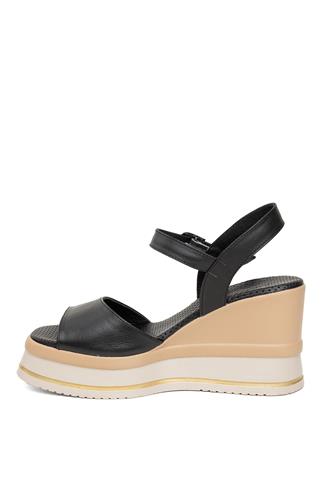 Mammamia D24YS-1495 Kadın Dolgu Topuk Sandalet Siyah