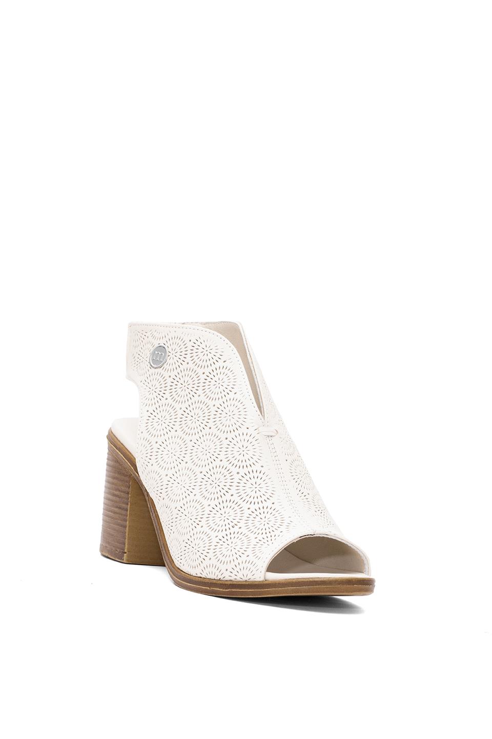 Mammamia D25YS-2915 Kadın Hakiki Deri Topuklu Sandalet Krem