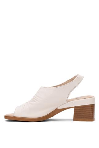 Venüs 2311513Y Kadın Hakiki Deri Topuklu Sandalet Bej