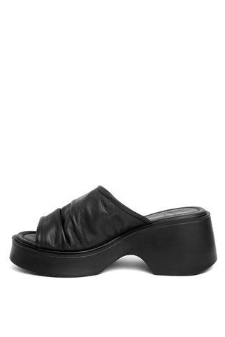 Zeyn 7841C Kadın Hakiki Deri Dolgu Topuk Terlik Siyah