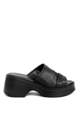 Zeyn 7841C Kadın Hakiki Deri Dolgu Topuk Terlik Siyah