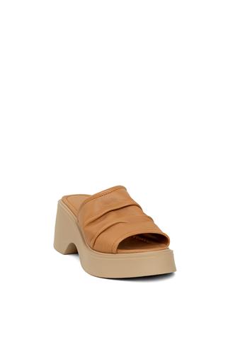 Zeyn 7841C Kadın Hakiki Deri Dolgu Topuk Terlik Taba