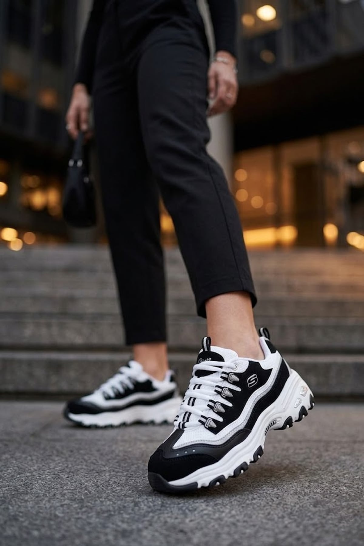 Skechers D-Lites SN 11914 Kadın Klasik Sneaker Siyah - Beyaz