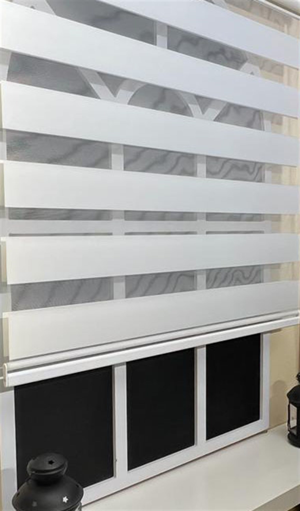 Zebra Stor Perde Beyaz STB 400V01-D