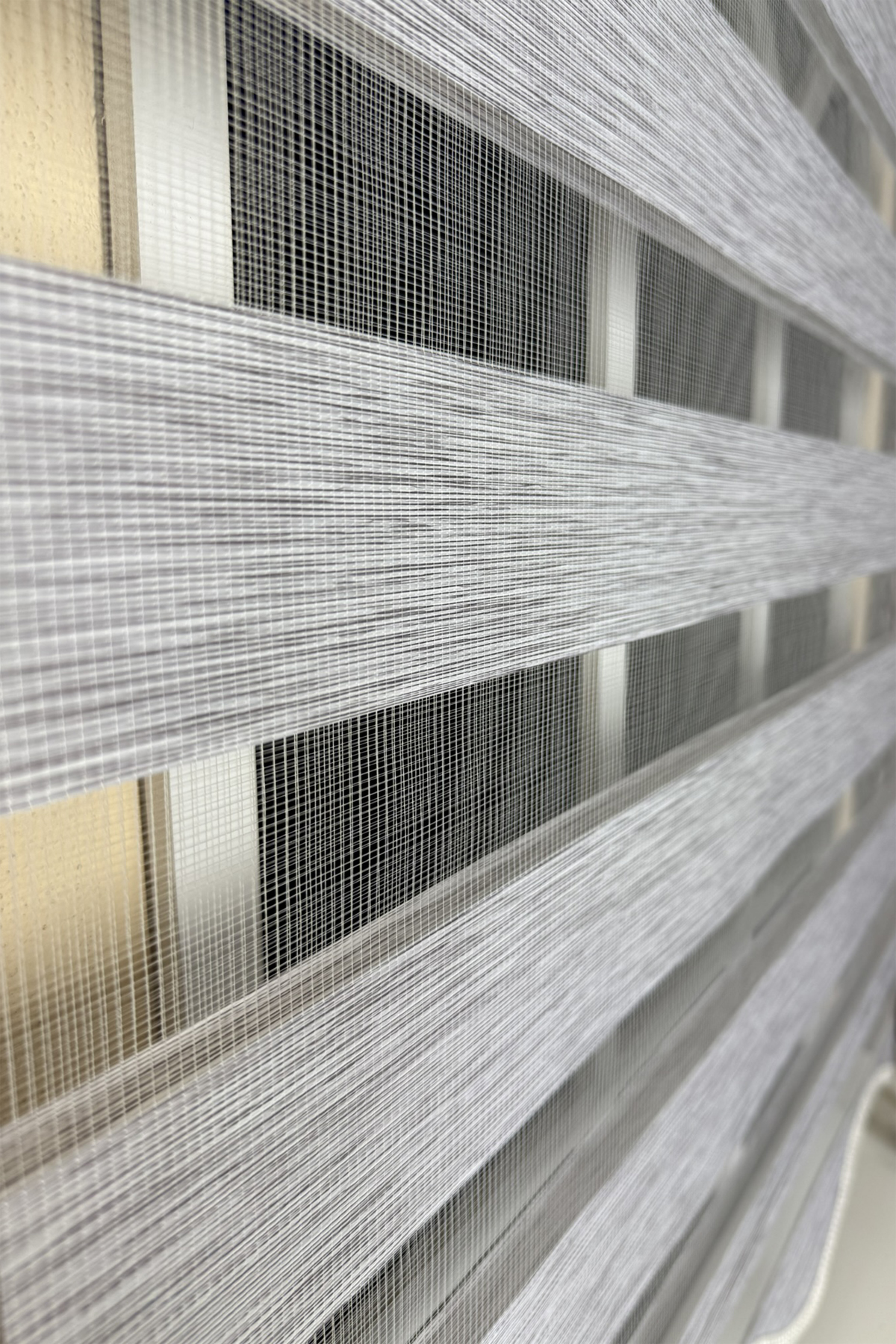 Zebra PerdelerStorBuradaStorBurada Bambu Gri Zebra Stor Perde Alüminyum Kasa Kolay Montaj Z-400V04