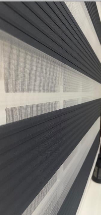TİCİMAXStorBuradaPileli Antrasit Zebra Stor Kaliteli Güneşlik Perde STB-131