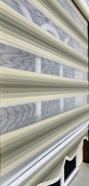 StorBuradaZebra Stor Plise Krem Renk Geçişli Etek Dilimli ST129