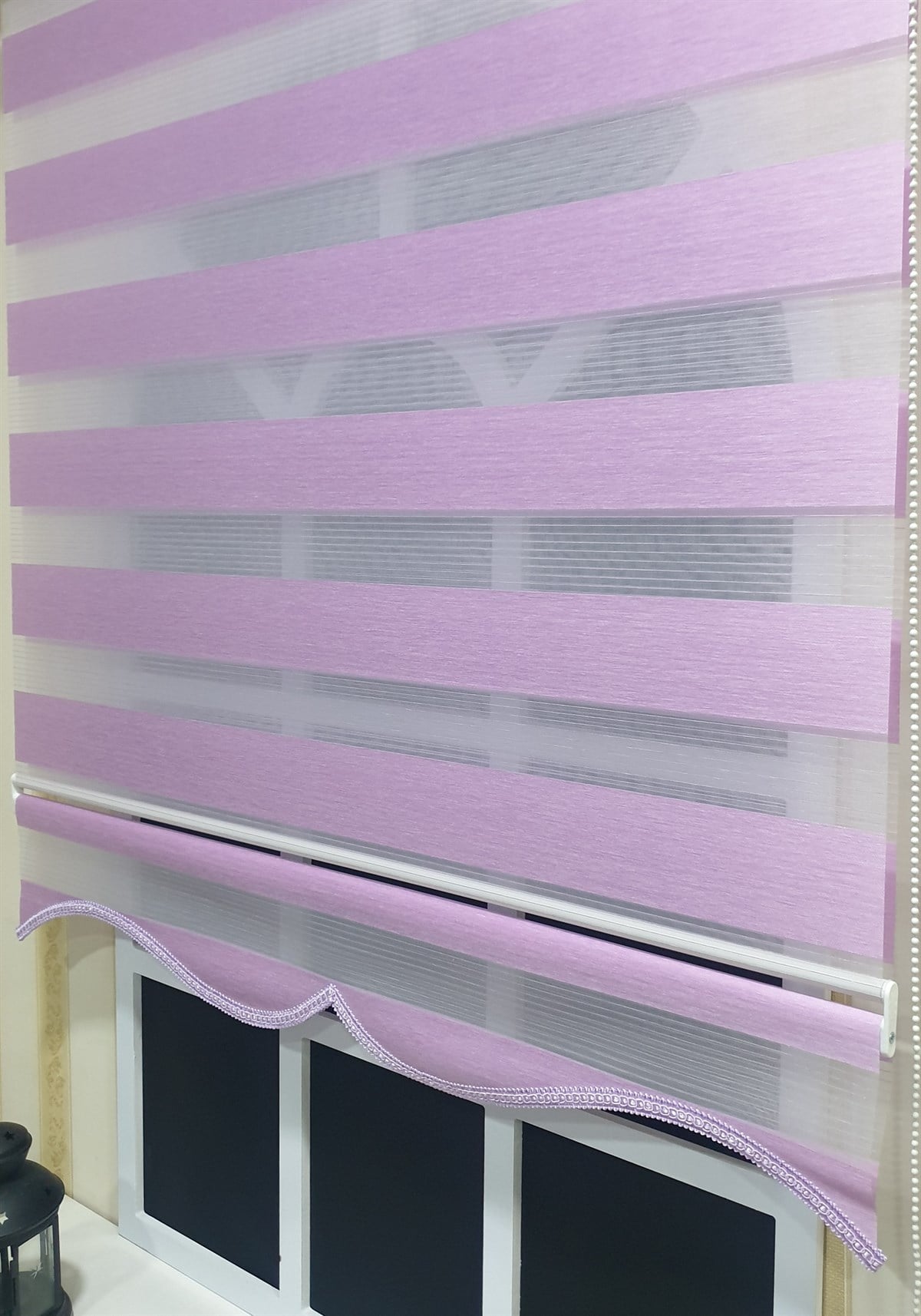 Zebra Stor Perde Organze Lila Etek Dilimli STB903