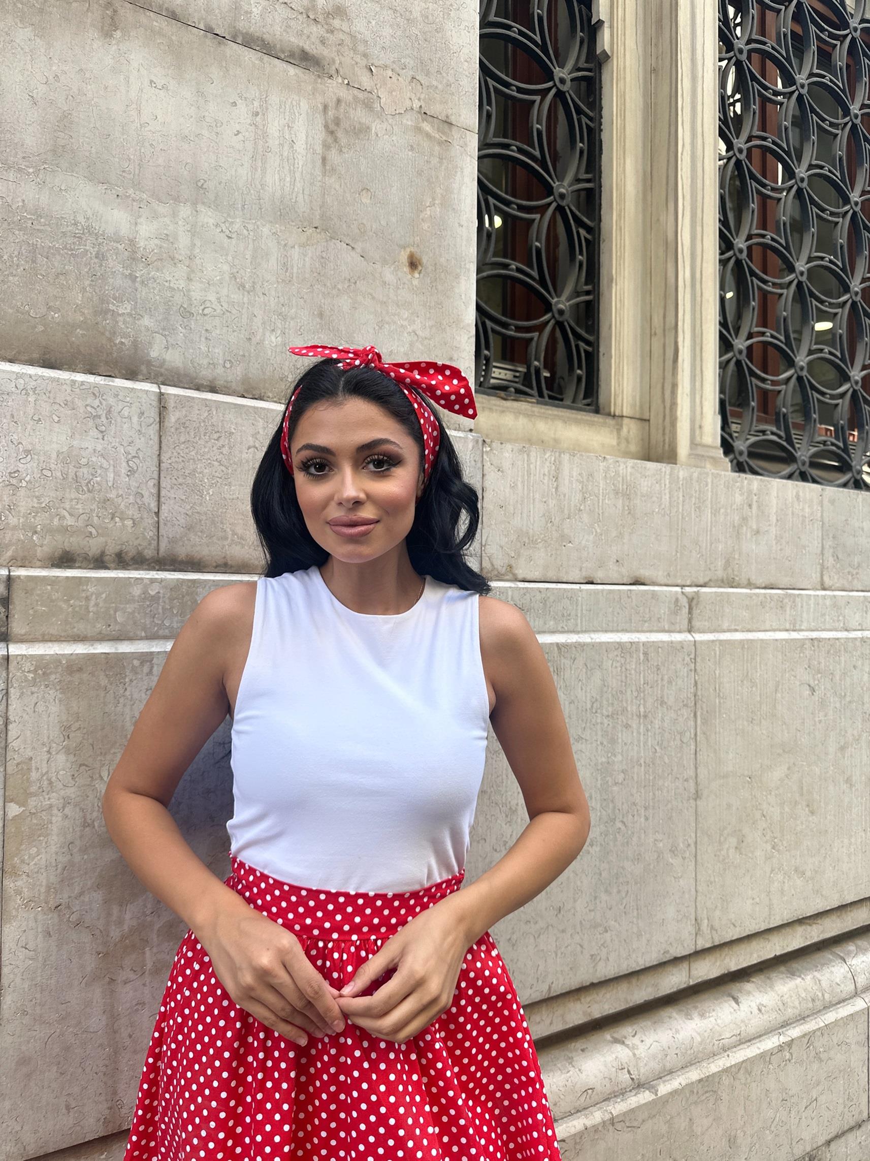 Kırmızı Puantiyeli Bağlama Detaylı Poplin Bandana