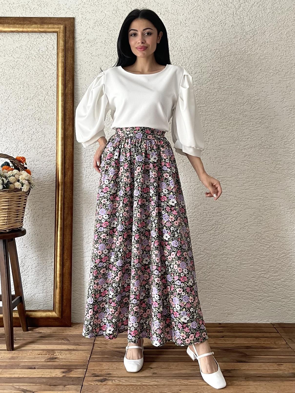 Siyah-Mor Çiçekli Kloş Poplin Etek