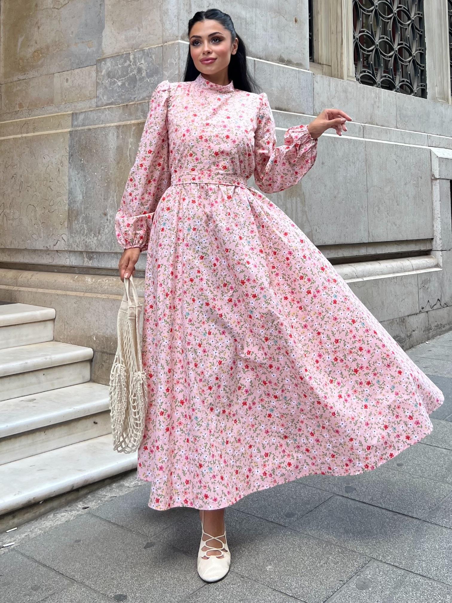 Tesettür Pembe Mini Çiçekli Kloş Elbise