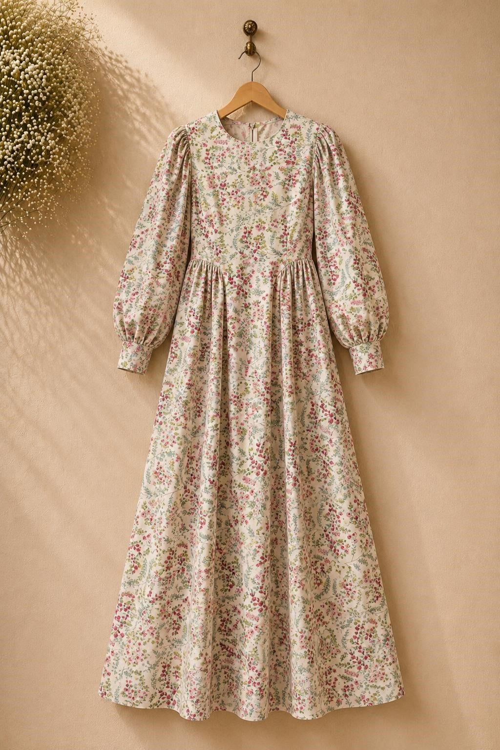 Bordo Çiçeklii Vintage Pileli Poplin Uzun Elbise
