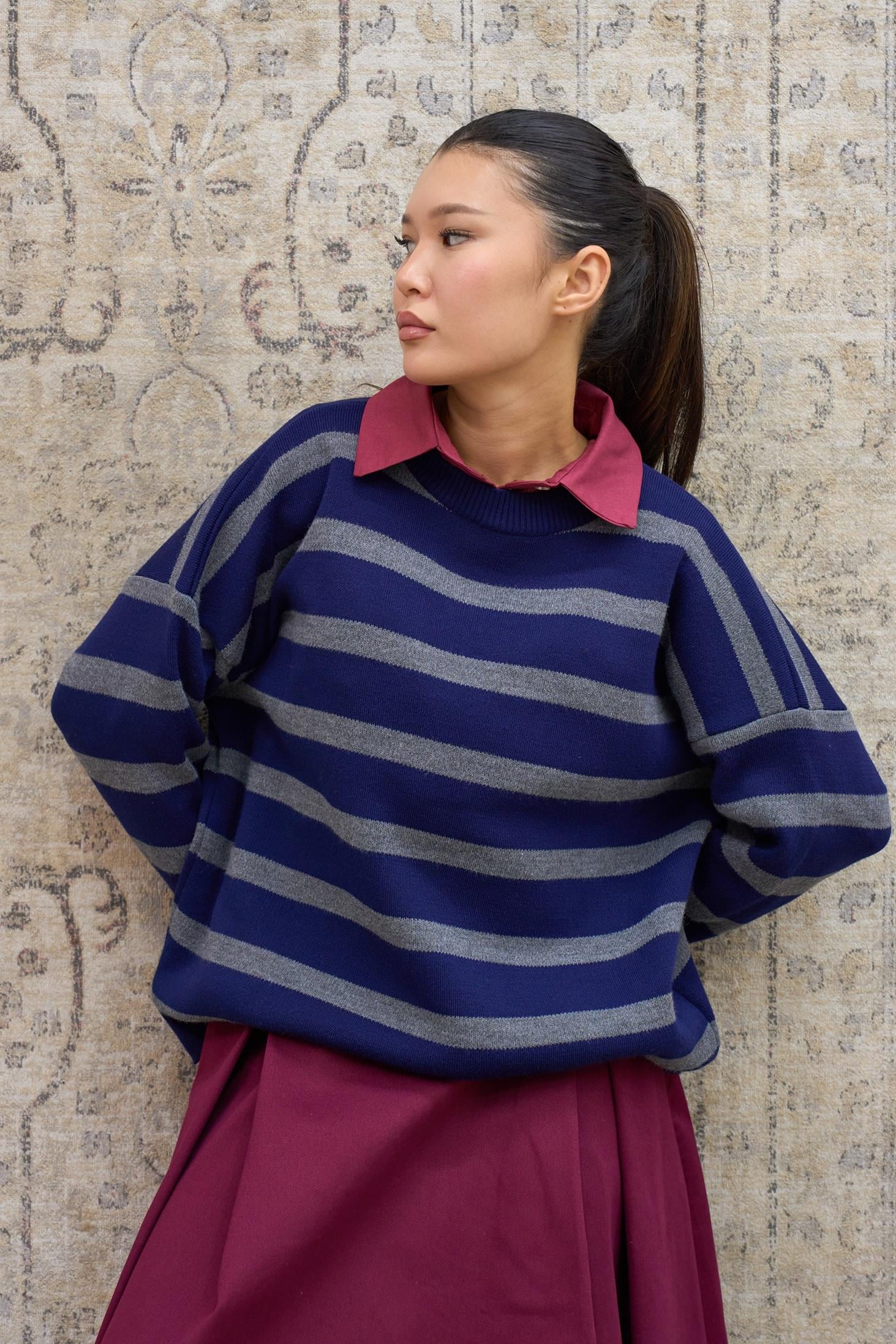 Çizgili Gri-Lacivert Oversize Triko Kazak