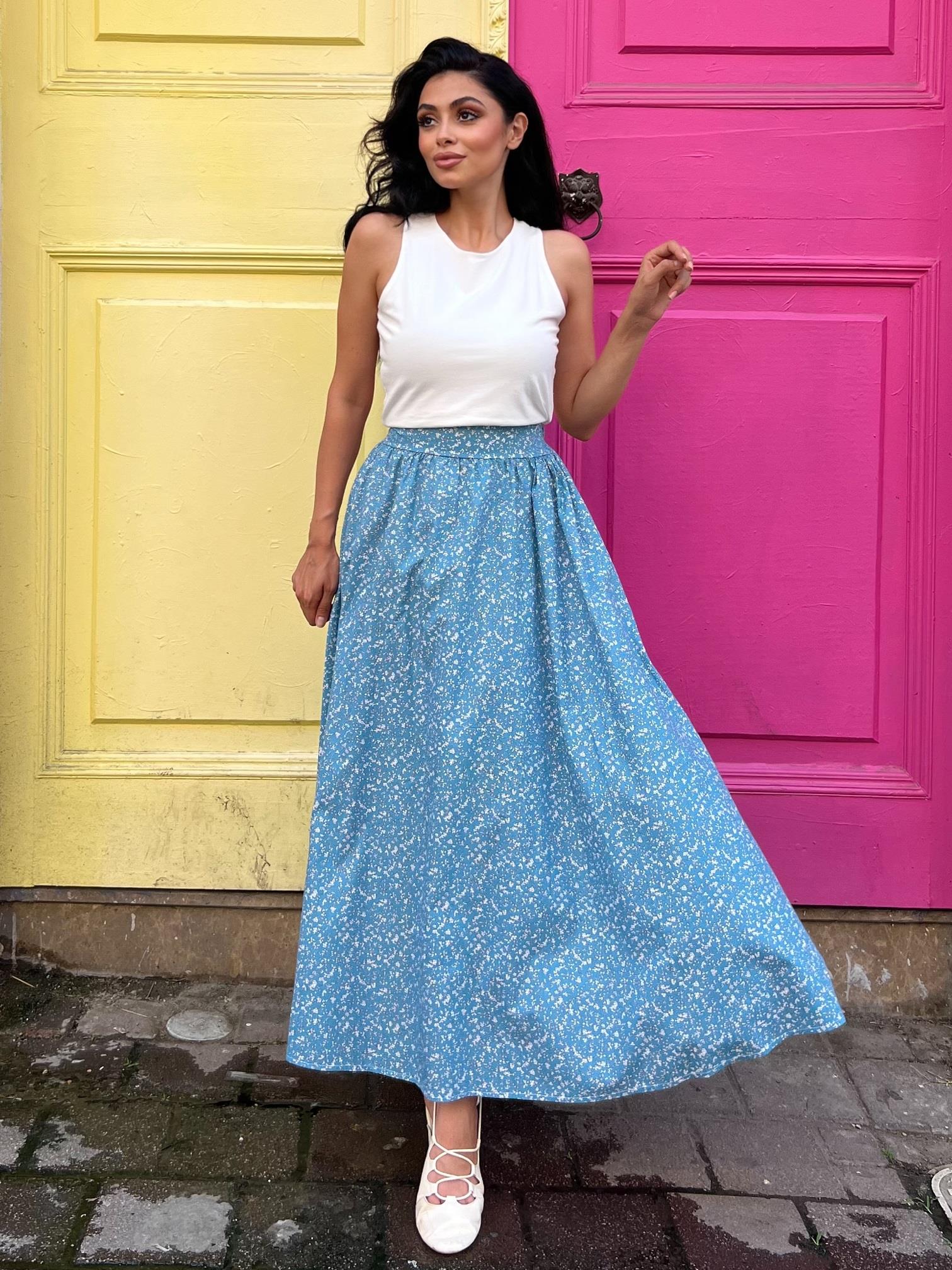 Mavi Çıtır Çiçekli Poplin Kloş Etek