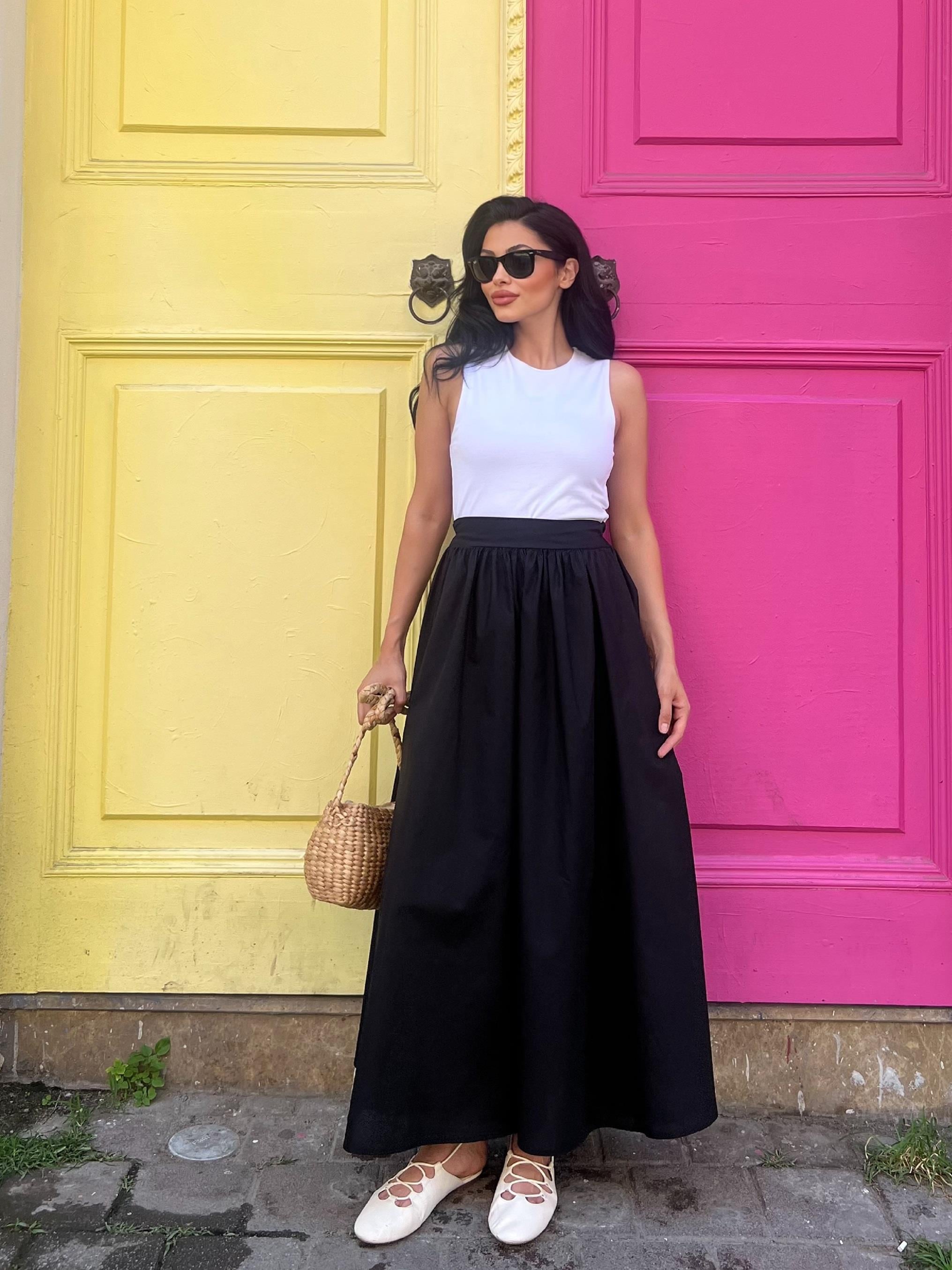 Siyah Kloş Poplin Etek