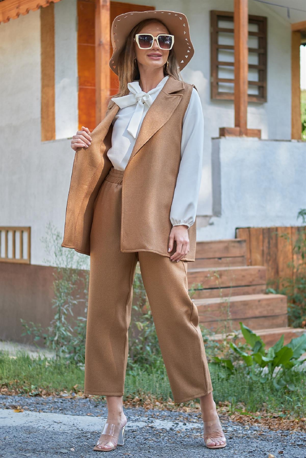 Taba Rengi Yün Efekt Kışlık Yelek Ve Pantolon Takımı