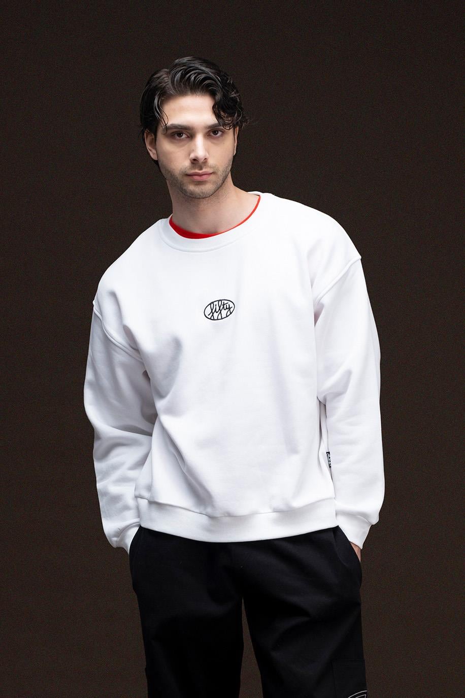 Erkek Beyaz Düşük Omuzlu Sırt Baskılı Sweatshirt