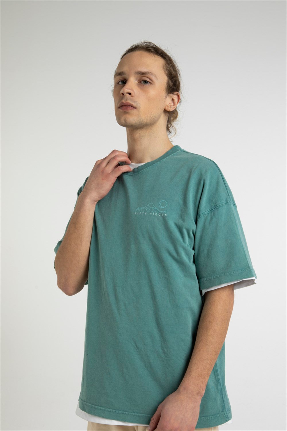 Erkek Turkuaz Sırt Baskılı Düşük Omuzlu T-Shirt - Fifty Pieces