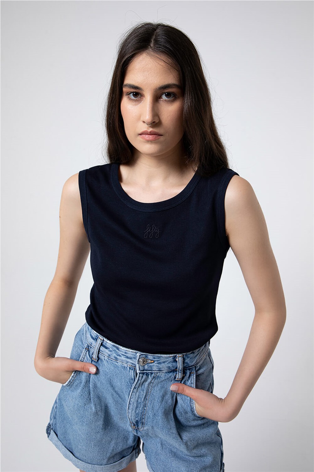 Kadın Lacivert Basic 0 Yaka Kolsuz T-Shirt - Fifty Pieces