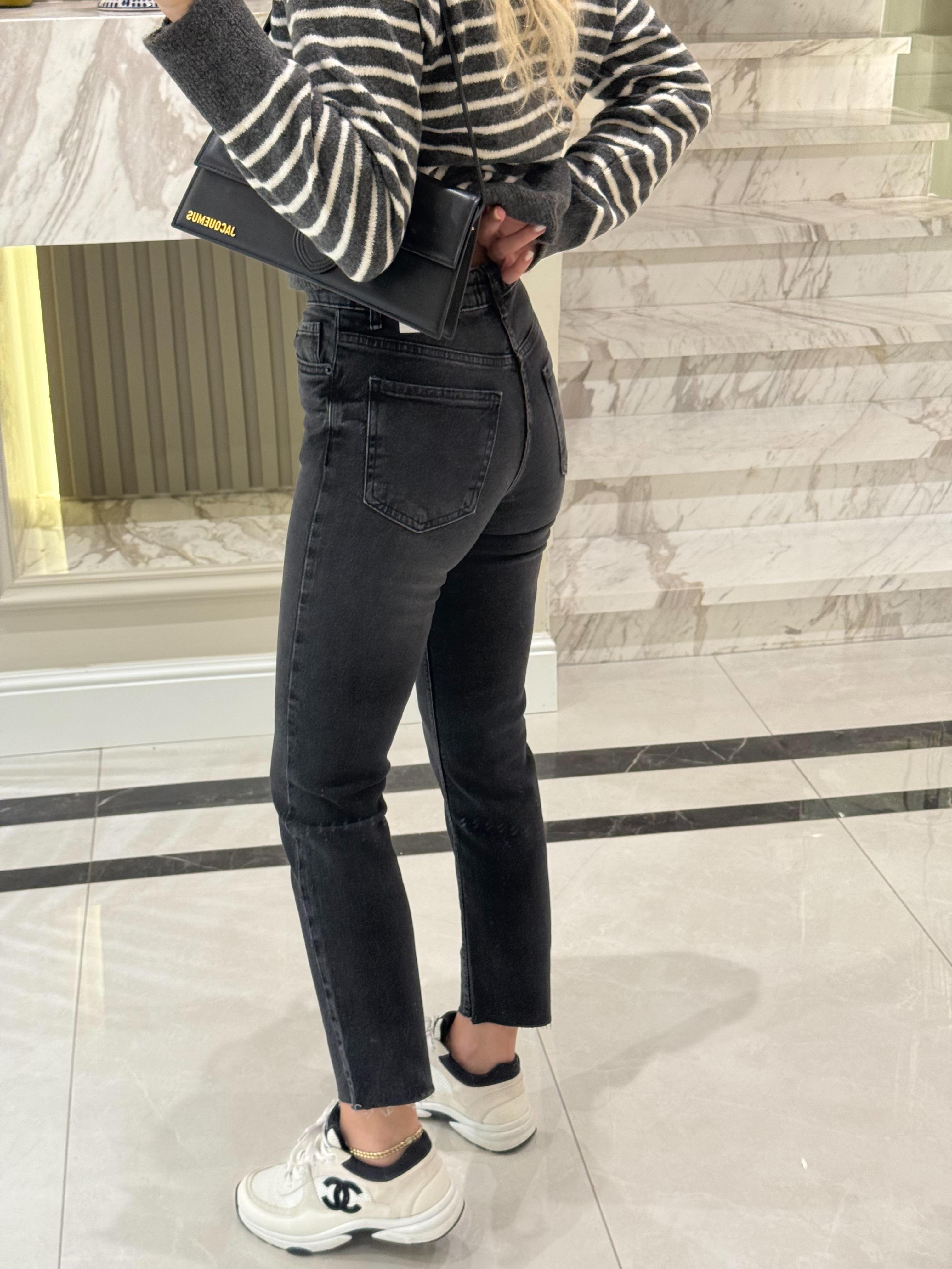  Antrasit Boyfit Kesik Paça Jean -2402